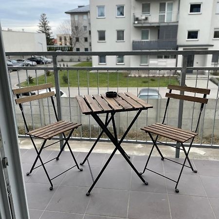 Trzebownisko Przytulny Apartament 아파트 외부 사진